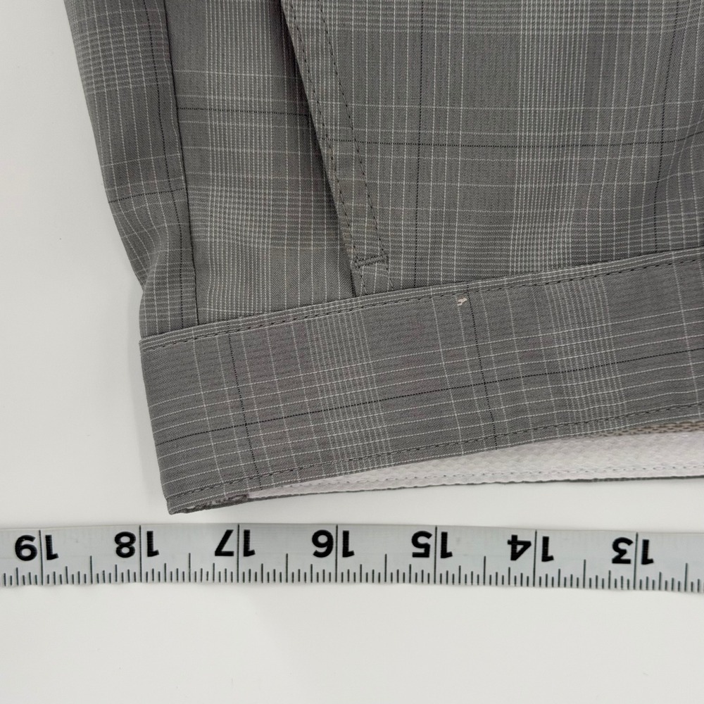 Greg Norman for Tasso Elba Mens Grey Plaid Golf Cargo Shorts Size 34 Stretch - Picture 8 of 11